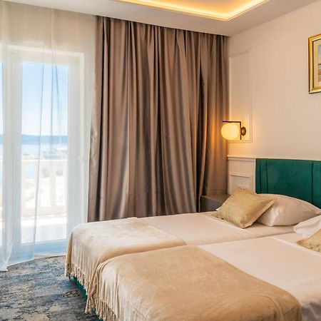 Hotel Krilo Jesenice  Extérieur photo